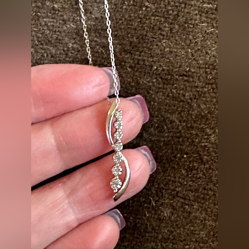 925 Sterling Silver & Sparkling Cubic Zirconia necklace.